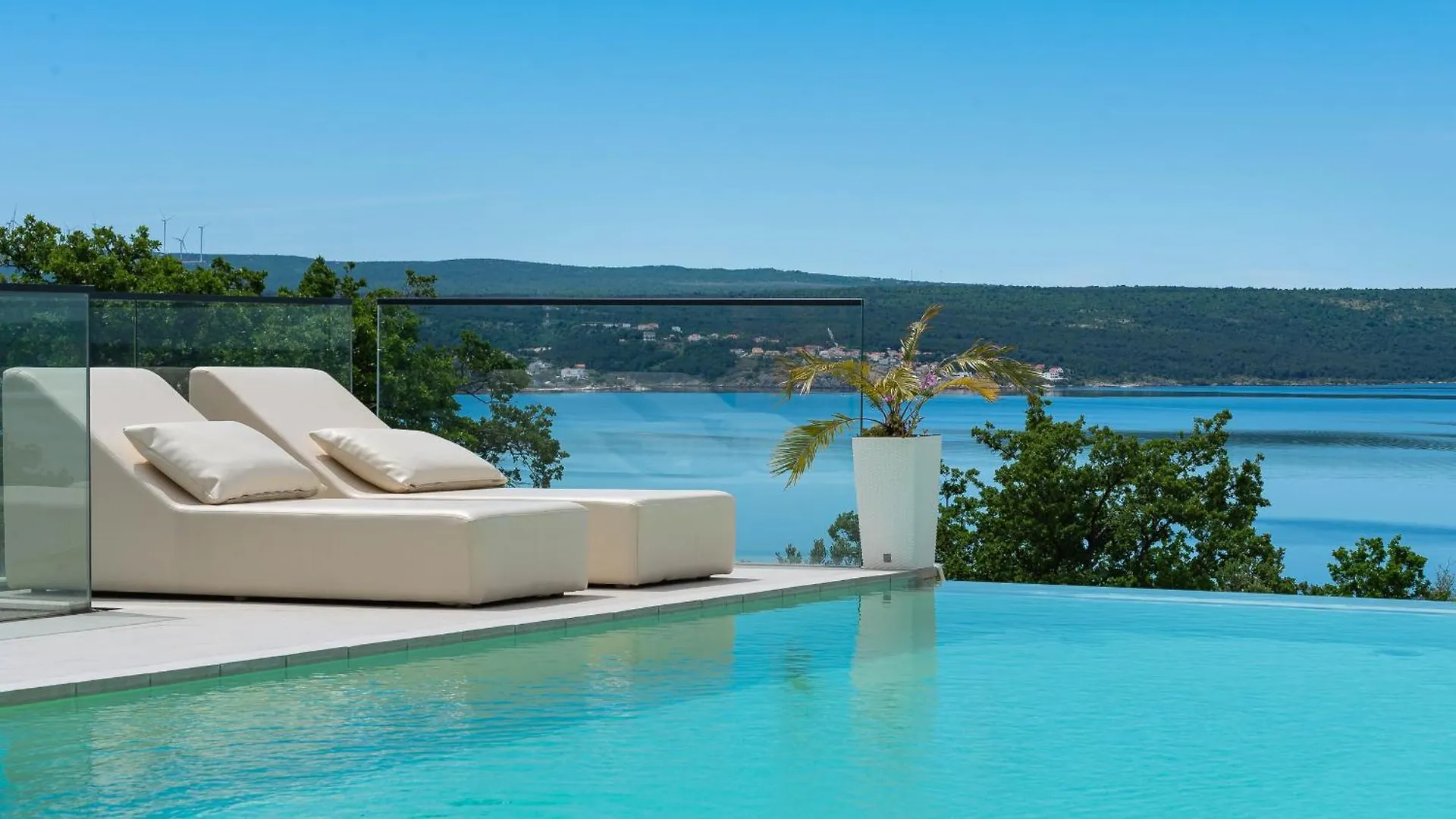 Holiday home My Dalmatia - Luxury Villa Michelle With Private Infinity Pool, Sea View Jacuzzi, Sauna And Home Gym Maslenica