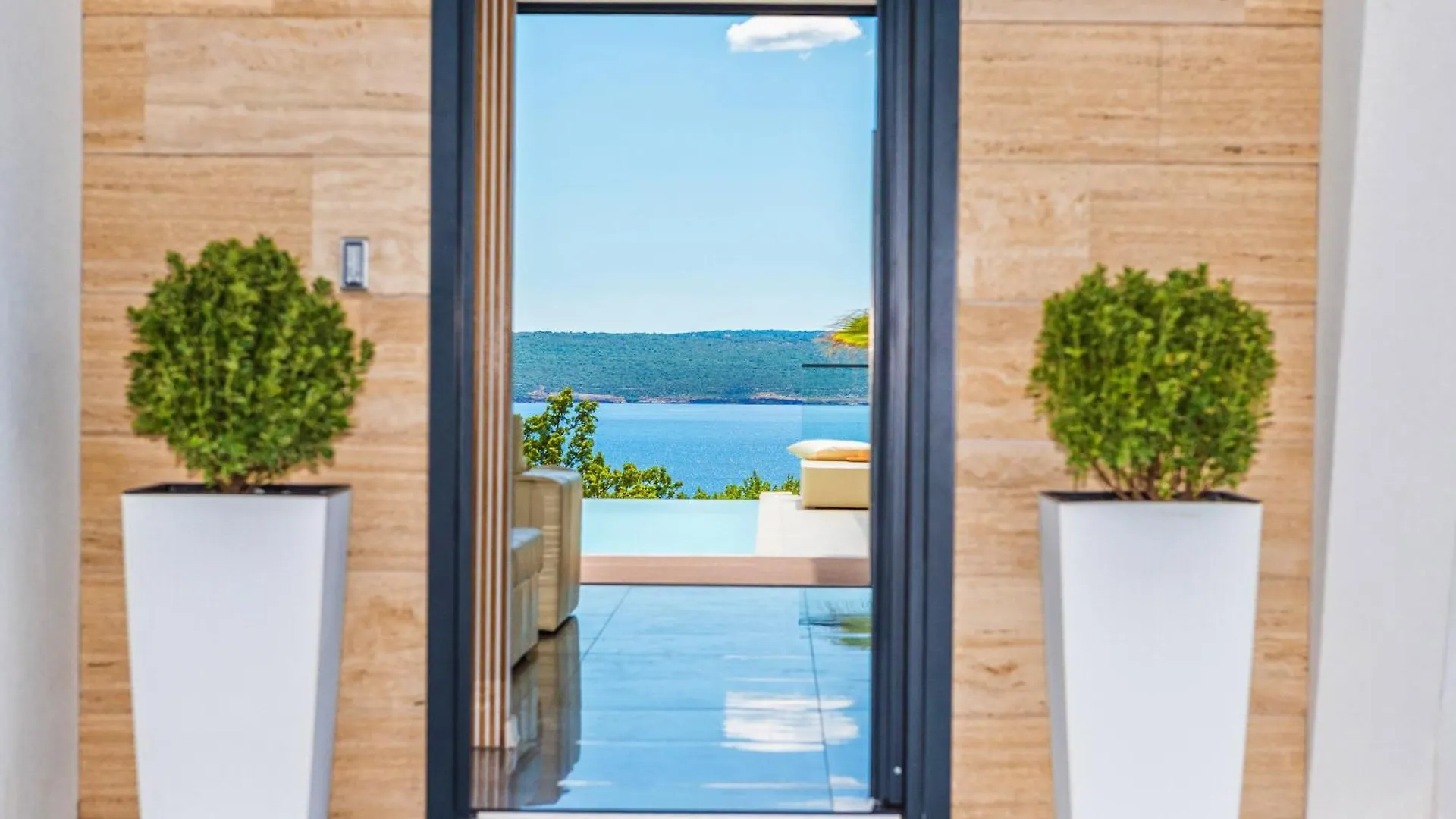My Dalmatia - Luxury Villa Michelle With Private Infinity Pool, Sea View Jacuzzi, Sauna And Home Gym Maslenica Holiday home